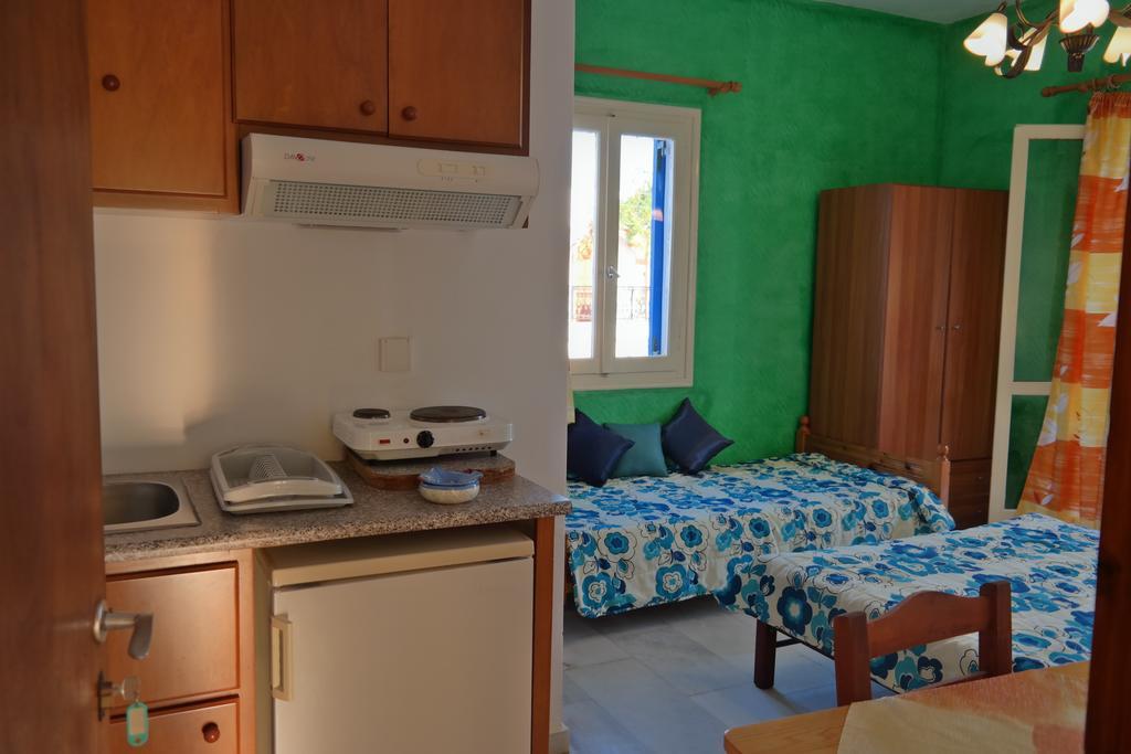 Katerina Babis Studios Agios Prokopios  Ruang foto